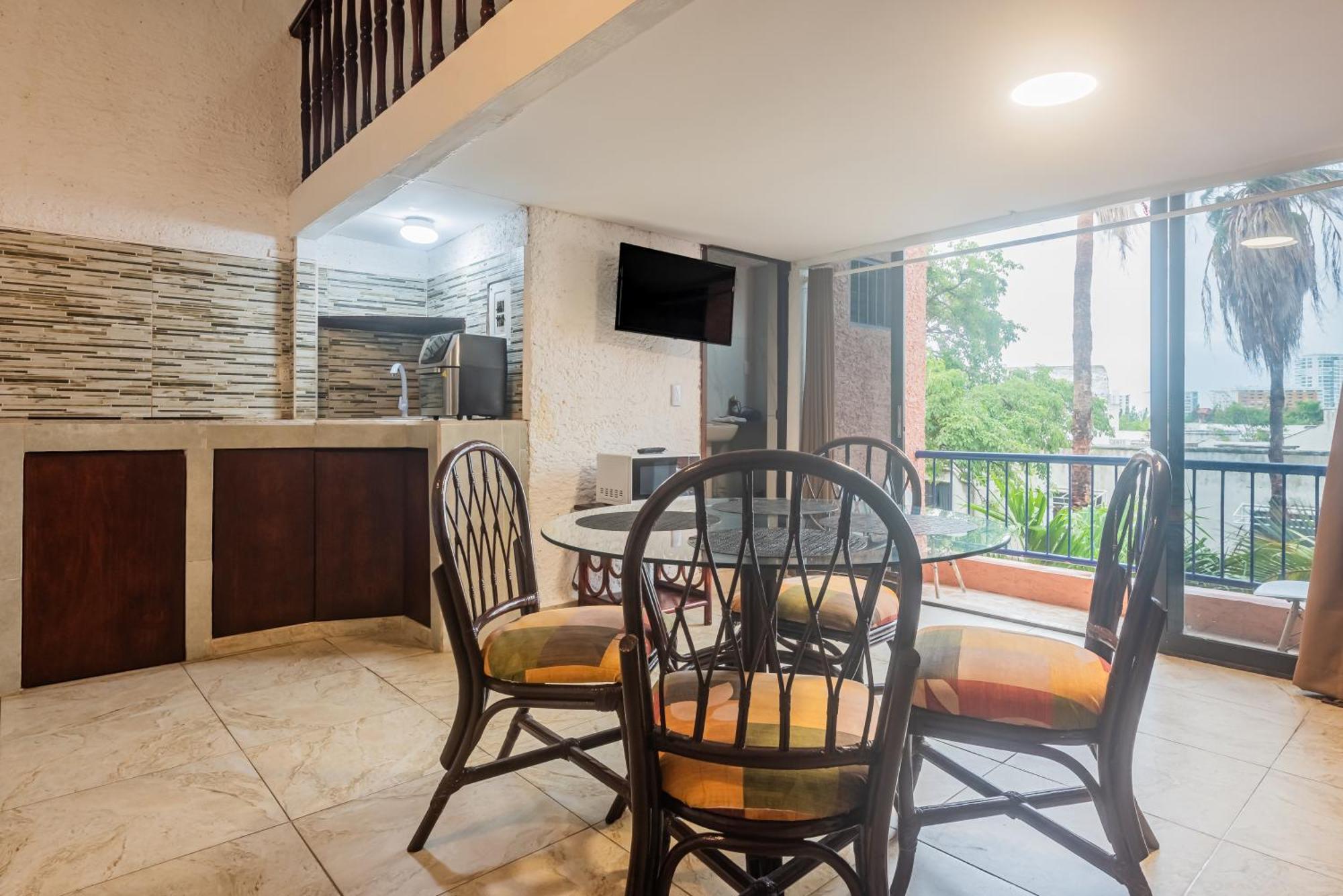 Cancun Suites Apartments - Hotel Zone Extérieur photo